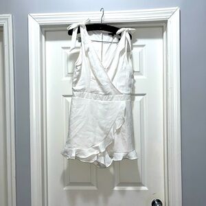 Ruffle romper